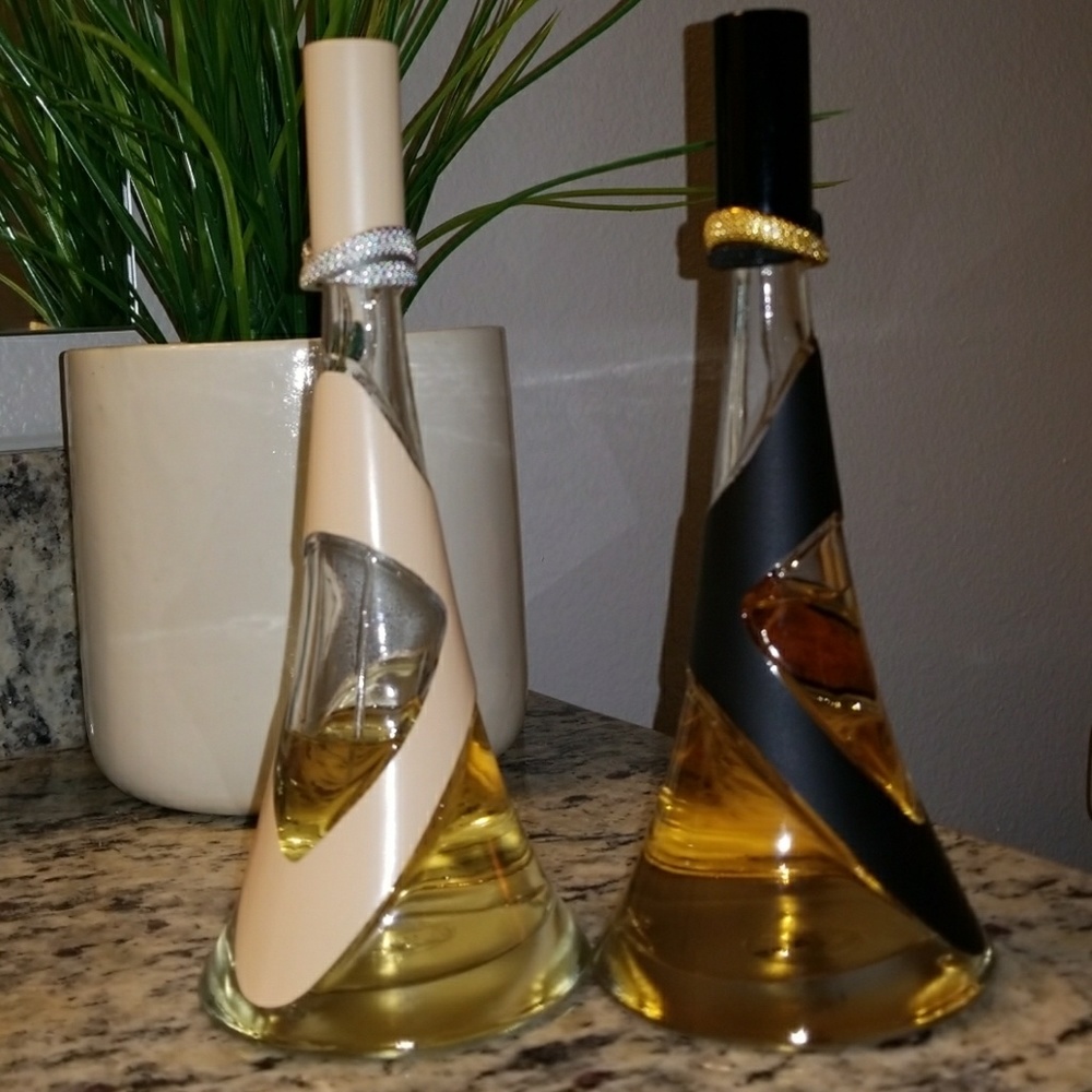 Two Rihanna perfumes. Nude and Reb'l fleur